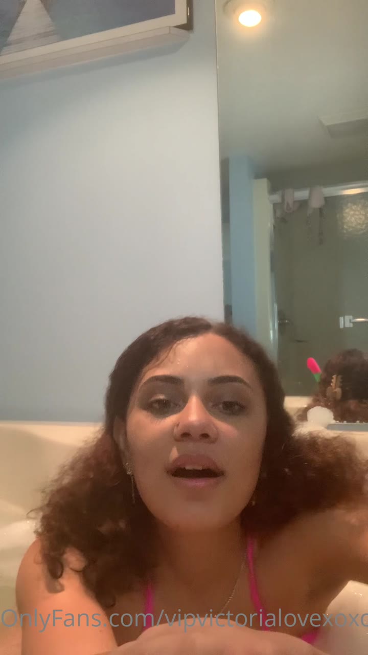 196 Viclovexoxo leaked onlyfans sextape