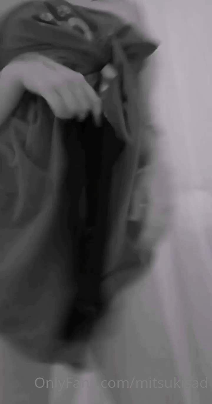 mama sucking Narumi bg