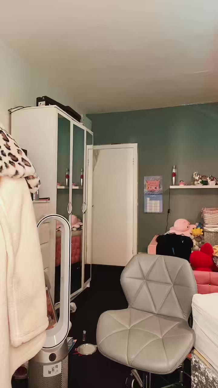 Scold sucking princessemzs4xo anal