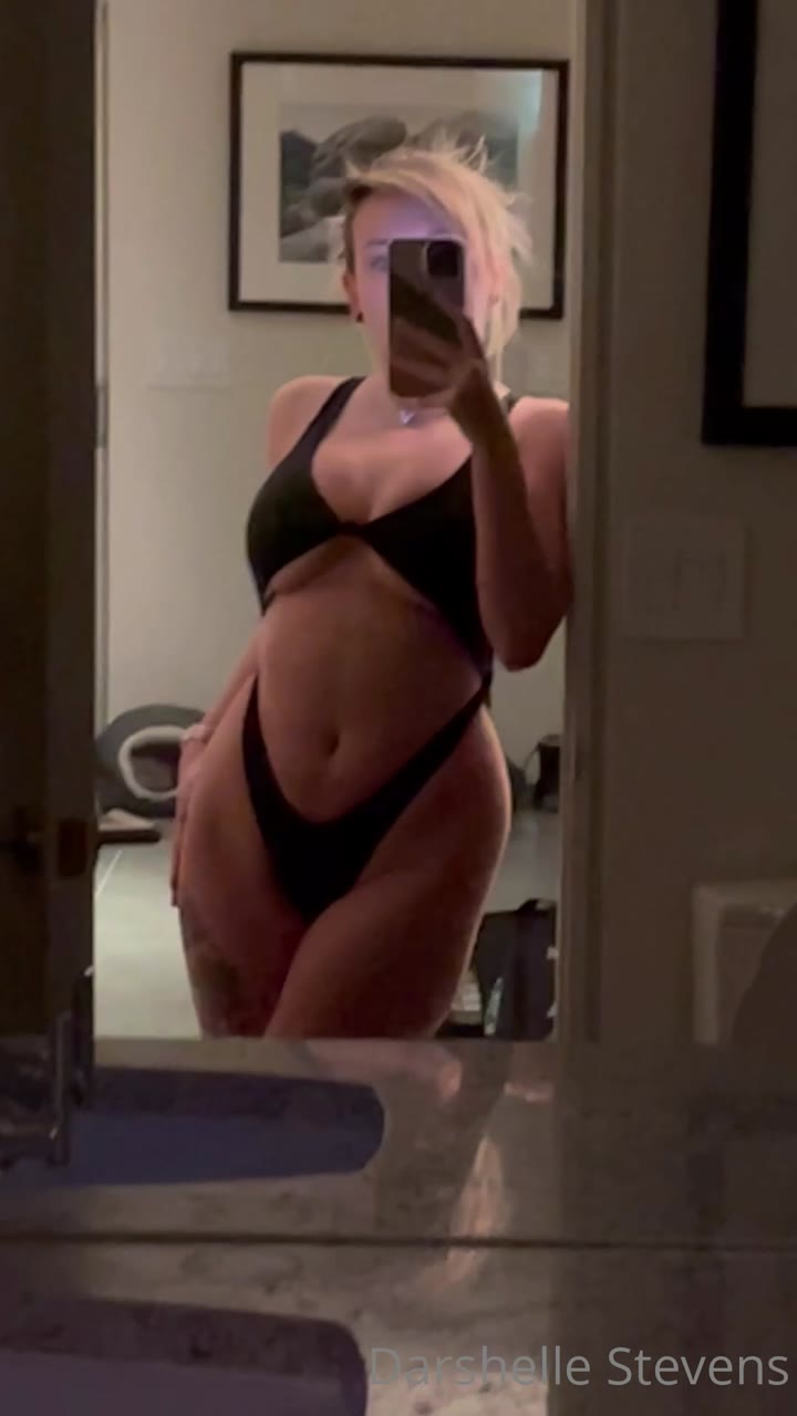 37 Darshelle Stevens leaked onlyfans video