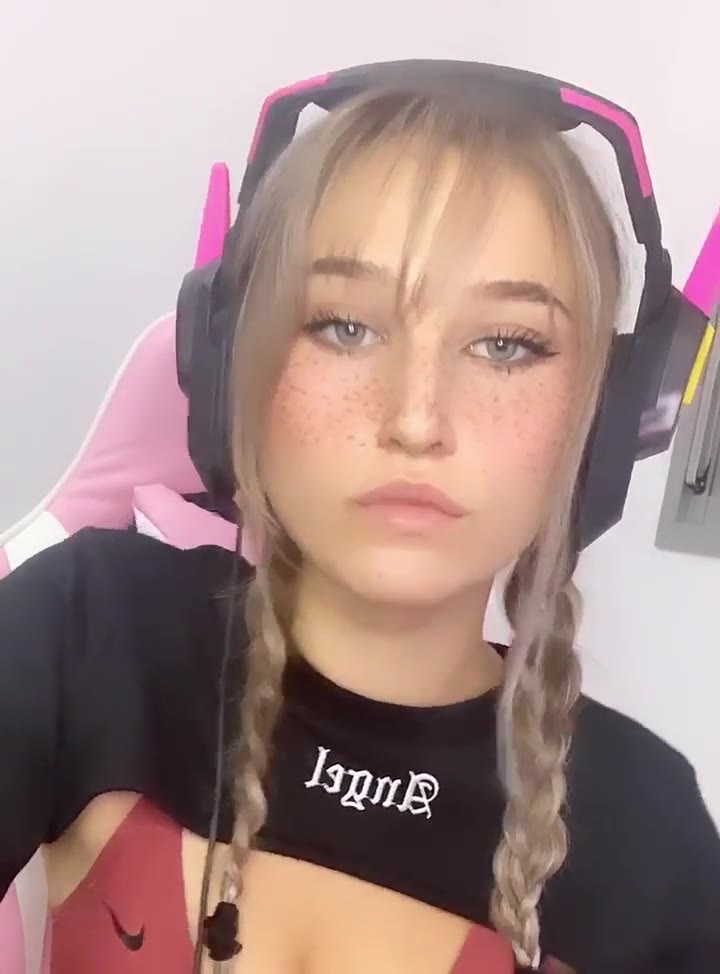 girlish NataliaFadeev ripped cams Exposed