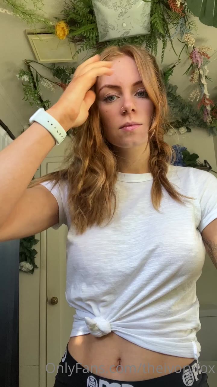 Redhead Cutie Yourivoryfox’s First-Ever Anal Try