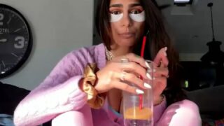 MiaKhalifa leaks
