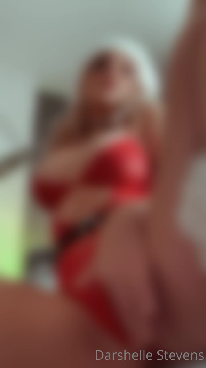 21 Darshelle Stevens leaked onlyfans video