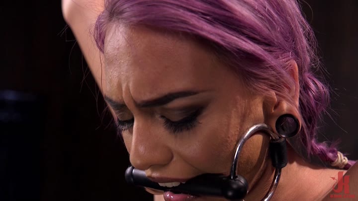 37 Janice Griffith leaked video