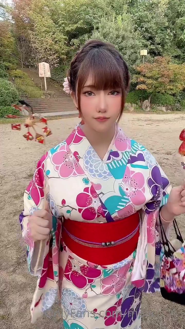 slit moiicos43 sextape