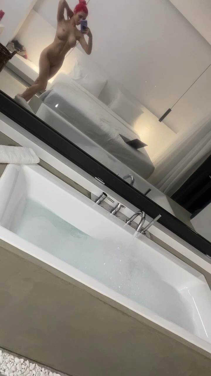 Exposed flying nacrevictoire Nude Patreon Vid