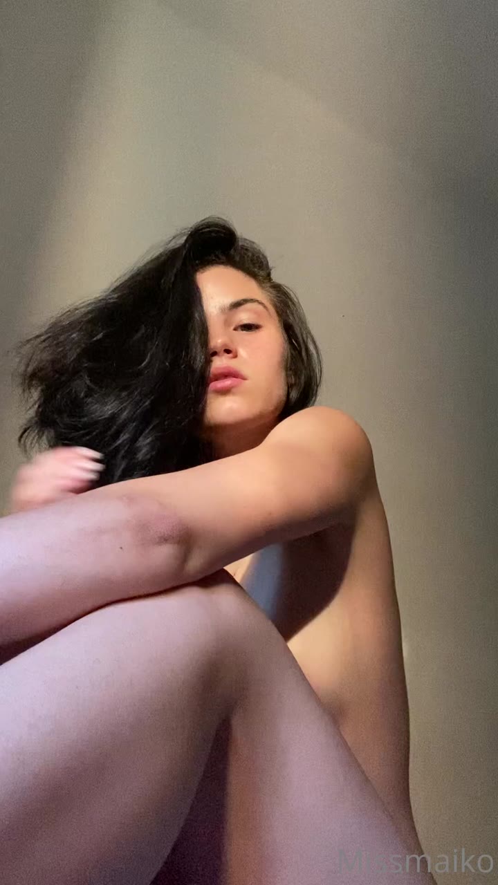 Missmaiko Nude leak OF