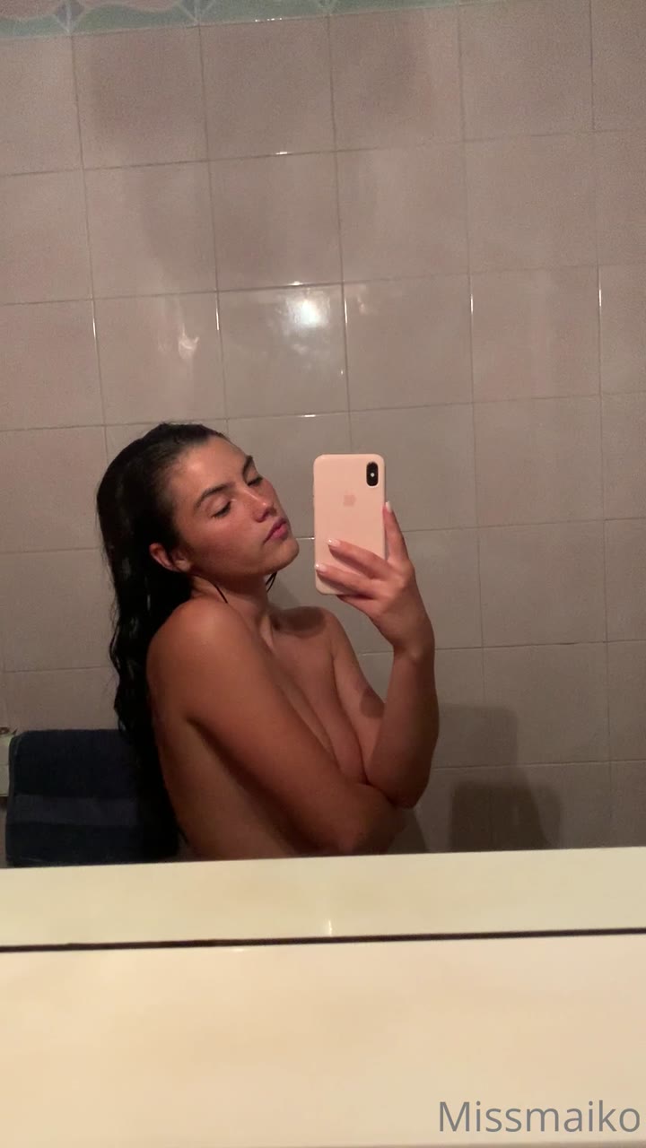 wench Missmaiko tits Epic