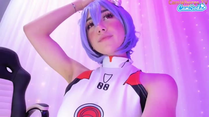 Leaked: alternative69_ Latina Camgirl’s Petite Body, Big Ass in Hot Squirt