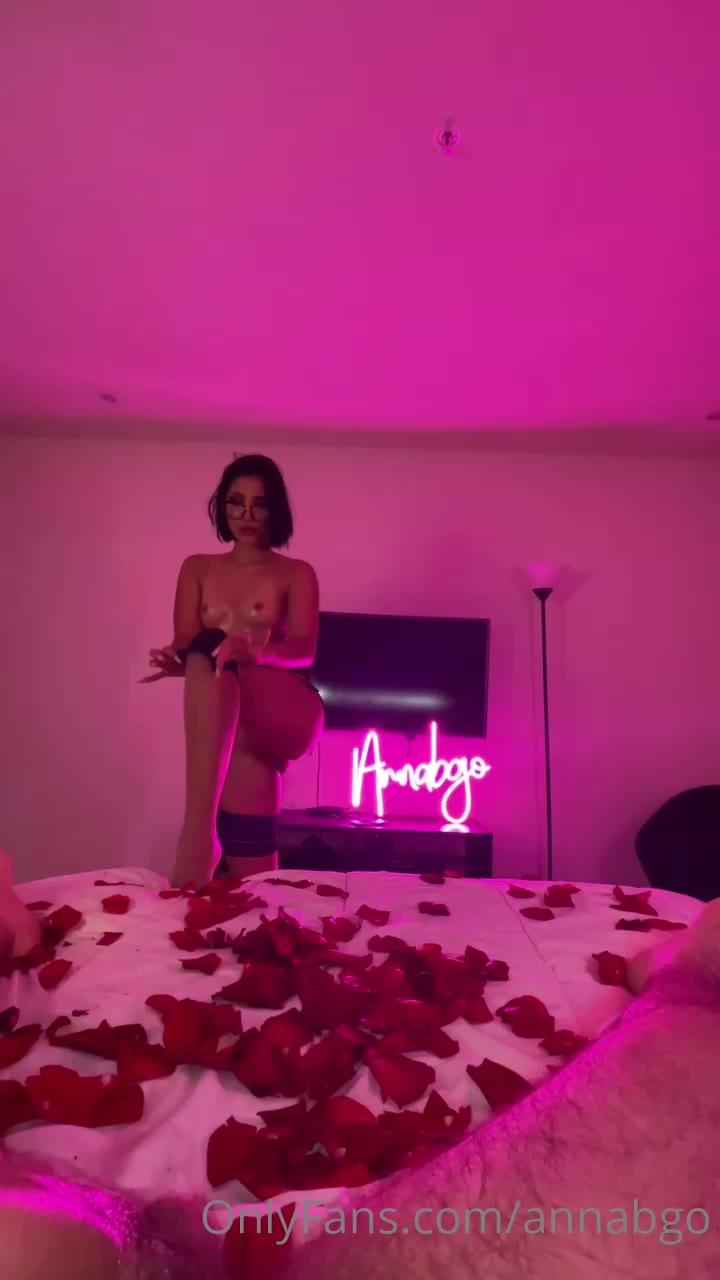 Annabgo leaked OnlyFans: Latina Cosplay Babe’s Big Ass and Nude Camshow