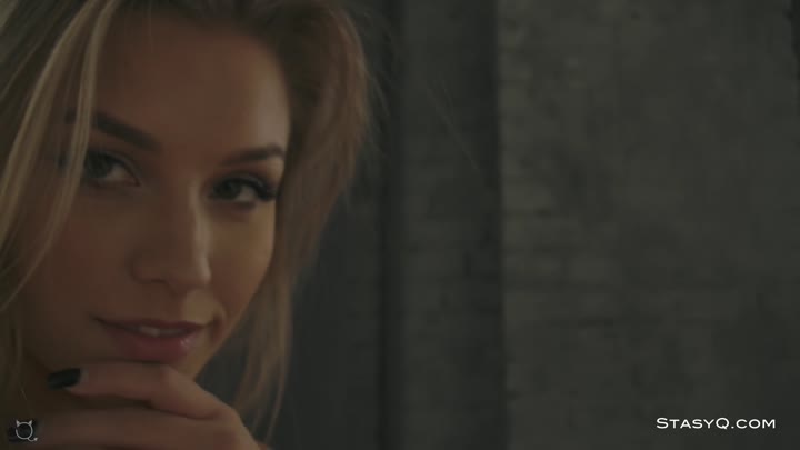 Blonde Dream: Killer Katrin’s Seductive Stare