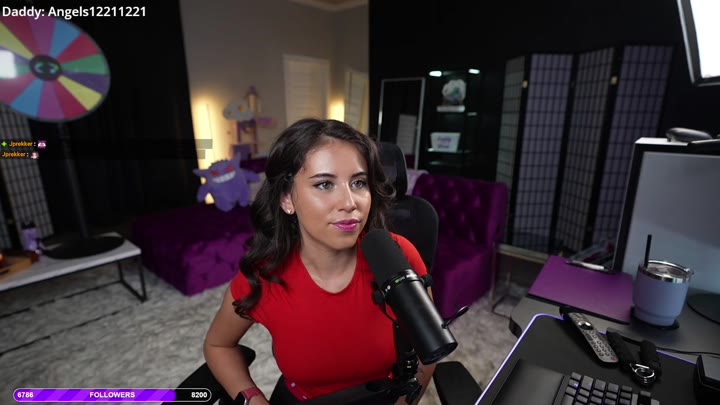 Fake Tits Goddess Violet brandani Shower Toy Experiment