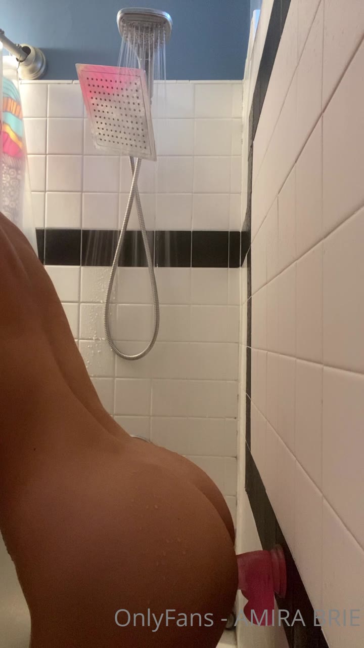 Petite Latina Amirabrie’s Wettest Ride