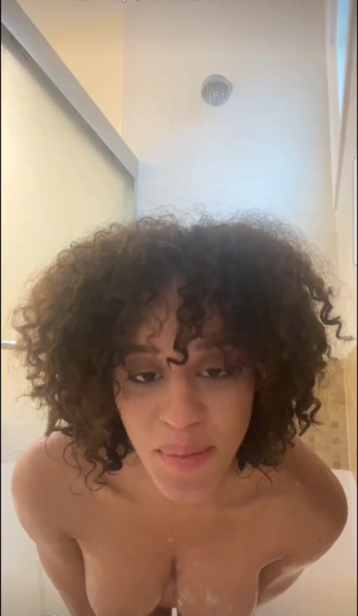 Nude Fantasy Someone’s Seductive Poses