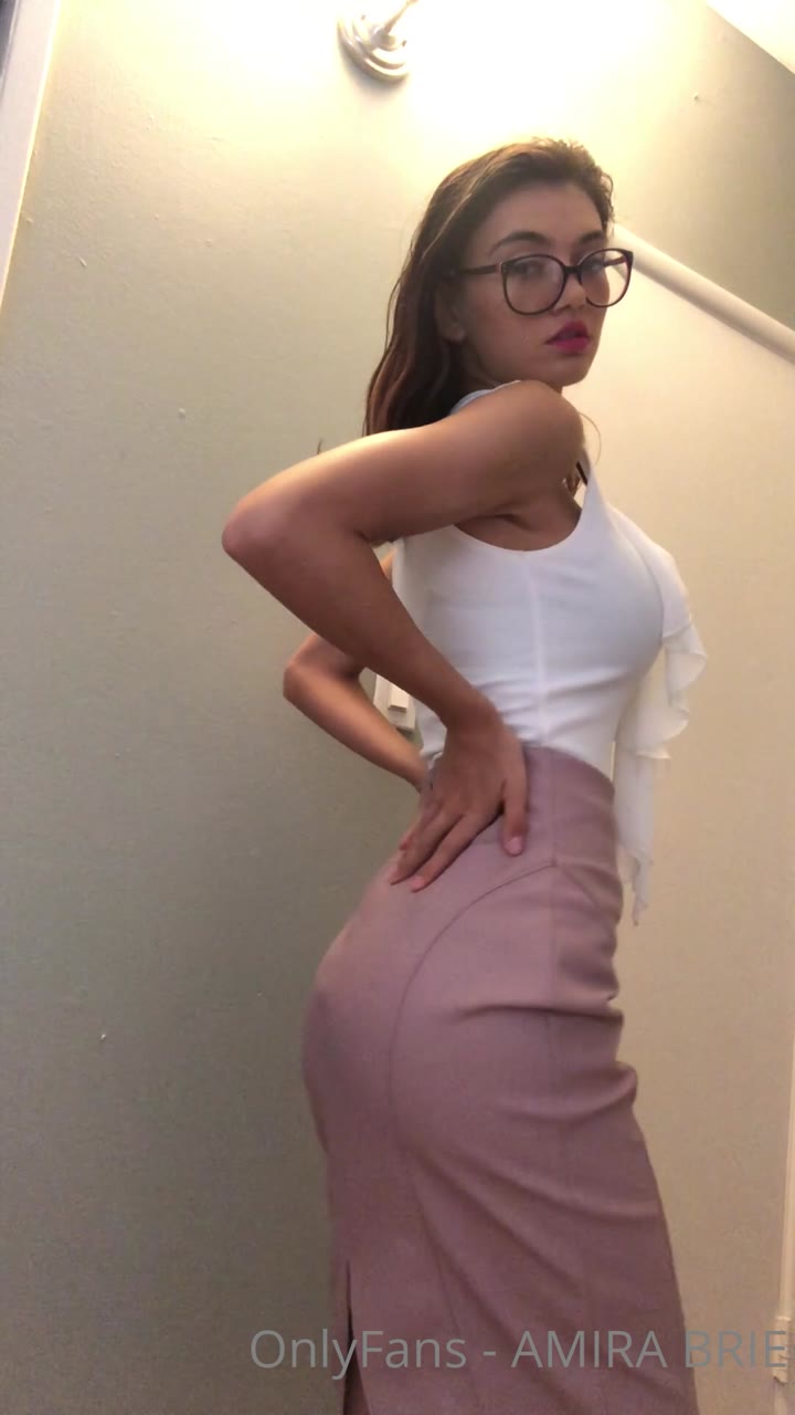 Blowjob Queen Amirabrie’s Wildest Oral Performance