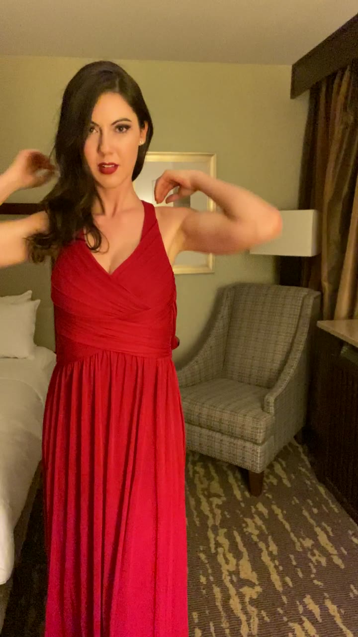 Lady_In_the_Streets  onlyfans public