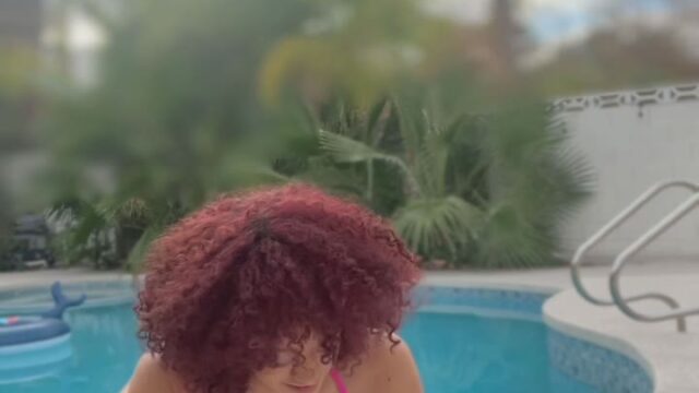 Ebony temptress Stormi_maya’s curves are absolutely stunning