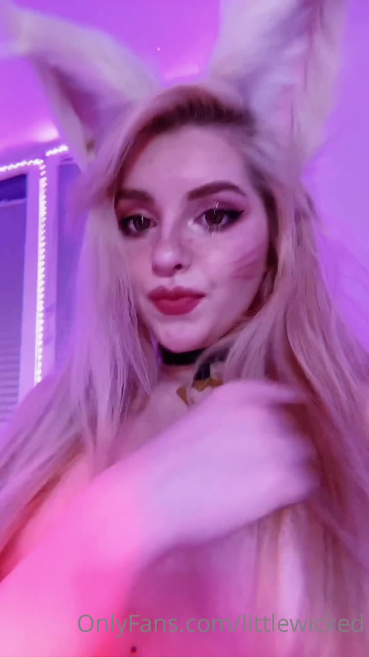 Busty Alexislust’s Intimate OnlyFans Moment