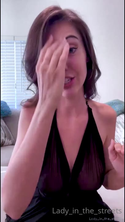 Ellie James masturbation