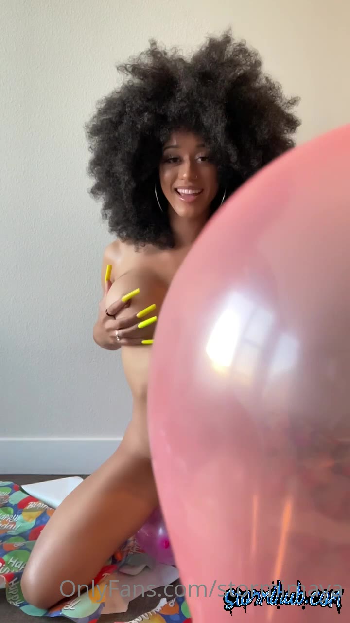 OnlyFans Starlet StormiMaya Teases Hard