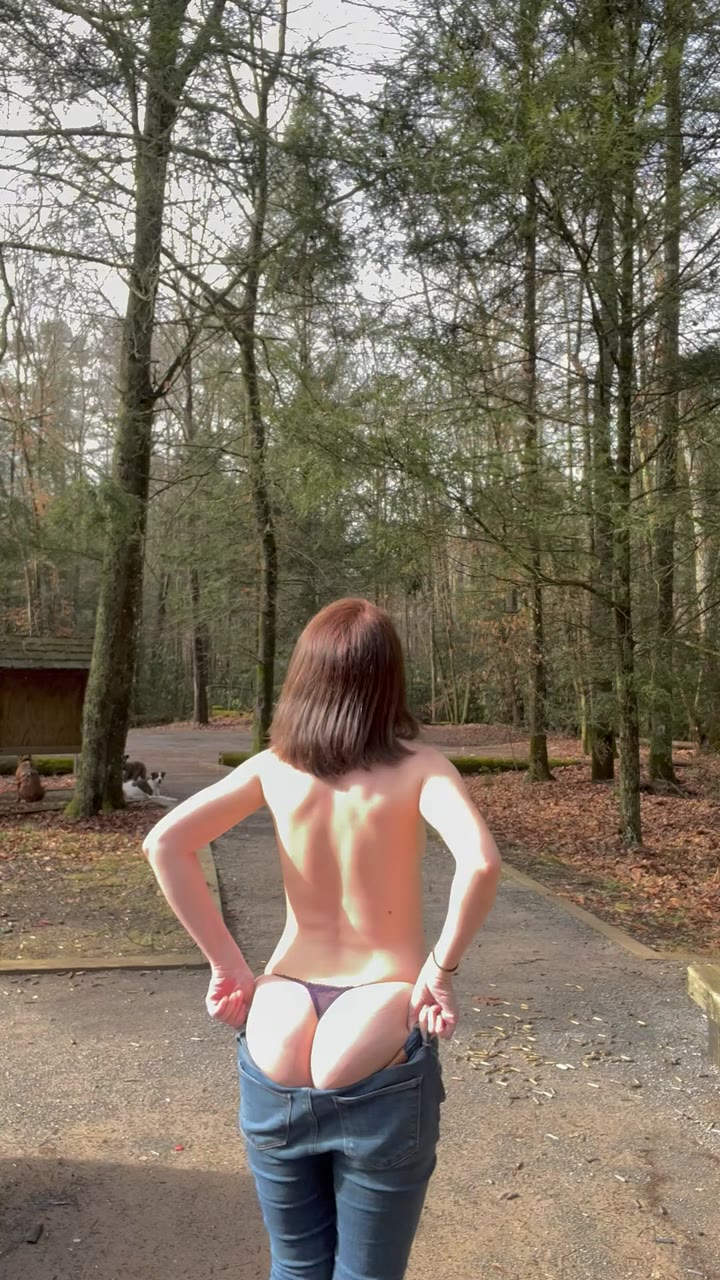 Public Nude Fun With Sunkissedmaggie