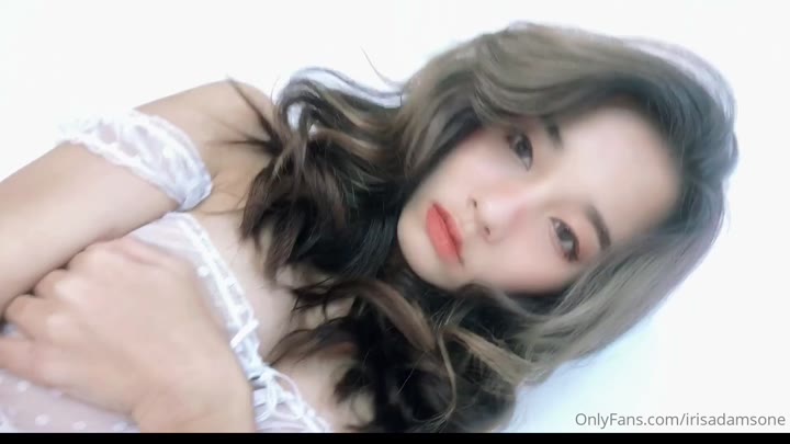 Dildo Play Gone Wild – Irisadamsone Leaked GG Clip