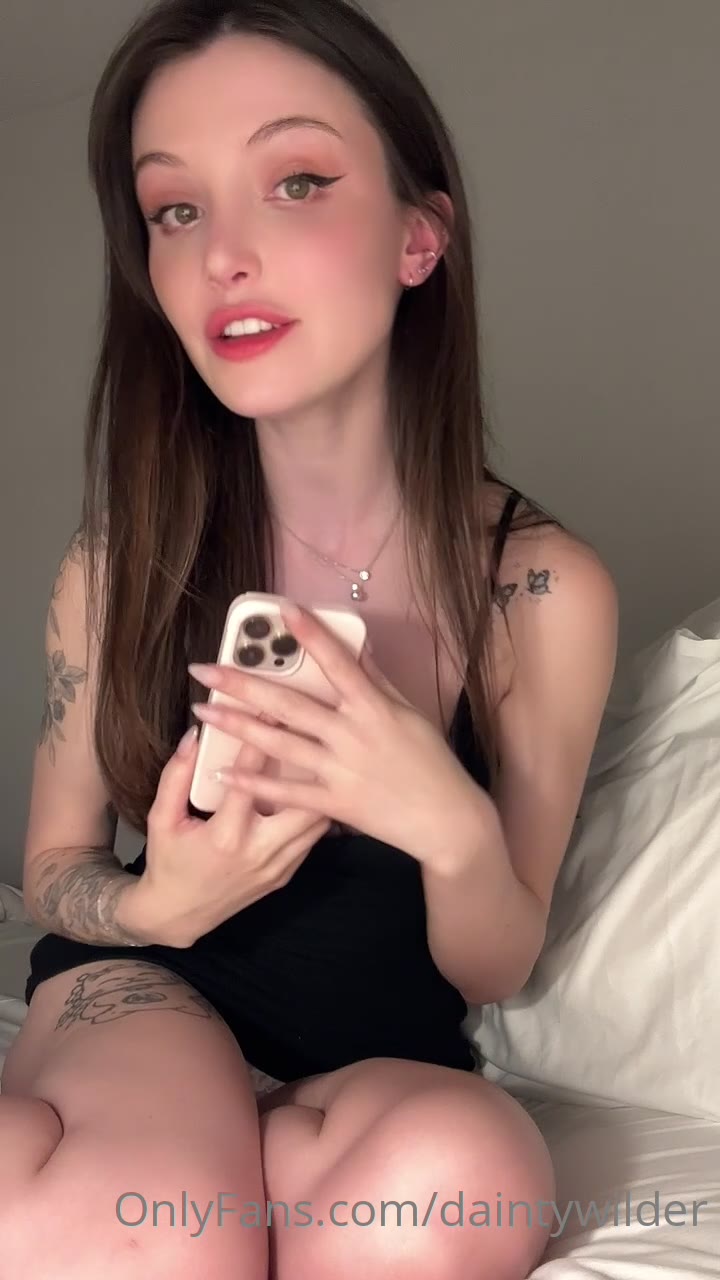 DaintyWilder Squirt Show Leaves No Spot Dry