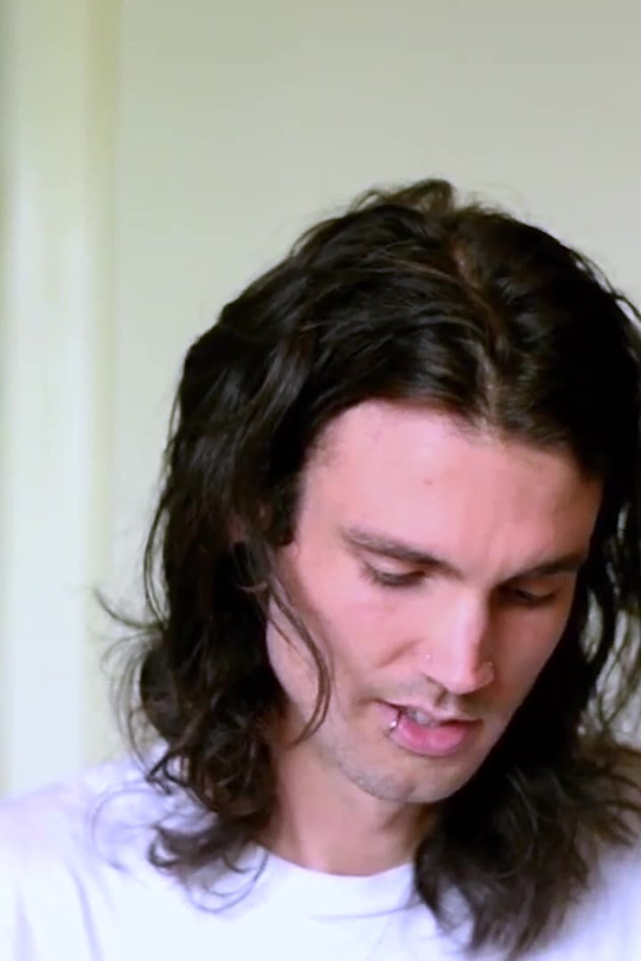 Public Exhibition – DaintyWilder Nude Risk-Taking Adventure