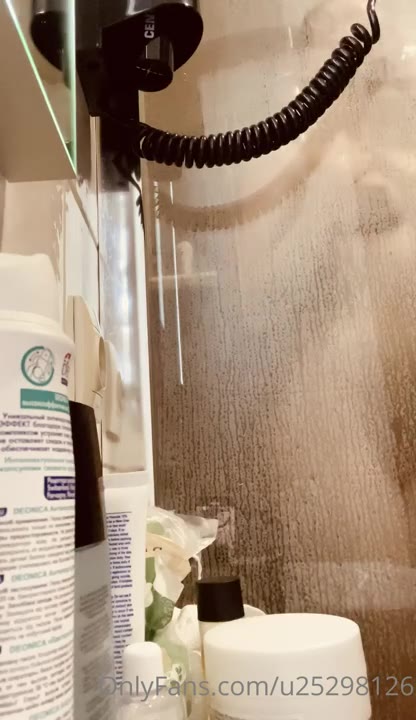 OnlyFans Blonde Kimoriiii’s BG Experience