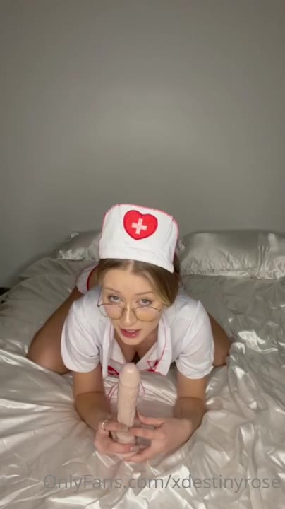 Destiny Rose leaked OnlyFans: Squirt Show with Petite Blonde Camgirl