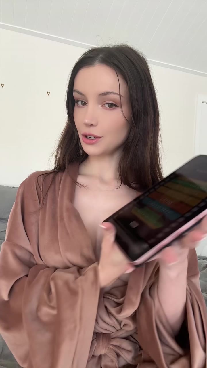 Petite Orgy Star – Dainty Wilder Takes Them All