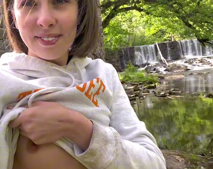 OnlyFans Nude Solo Featuring Sunkissedmaggie