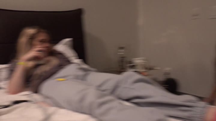 zoe_canbebought petite and ready for masturbation