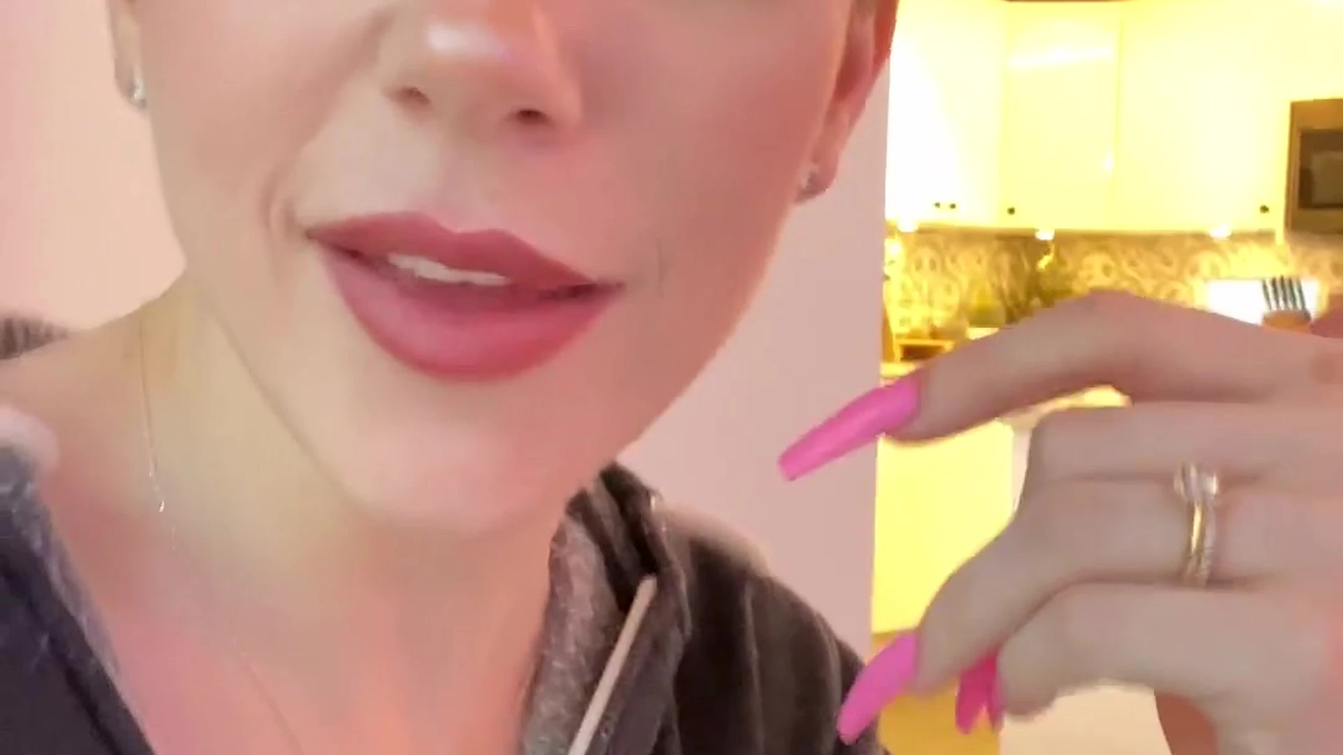 Skilled Petite Mama Fiona porn EPIC