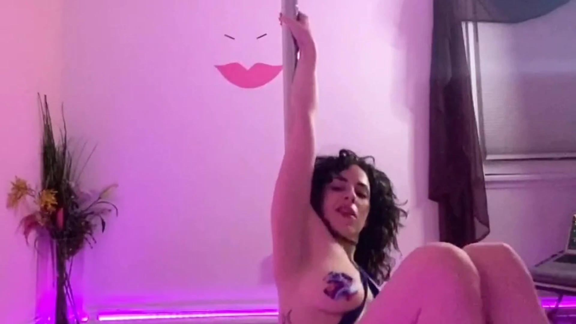 Motivated Small Tits Mama Fiona Naked leaked Exclusive video full