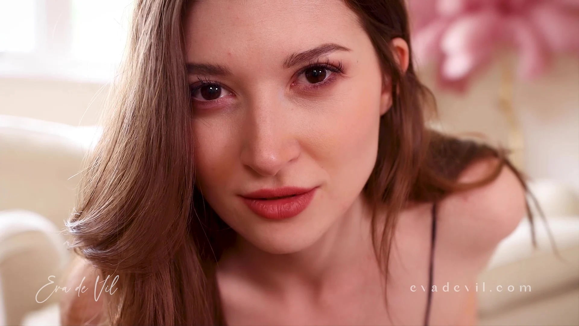 Brunette Eva de Vil leaked only fans Exposed