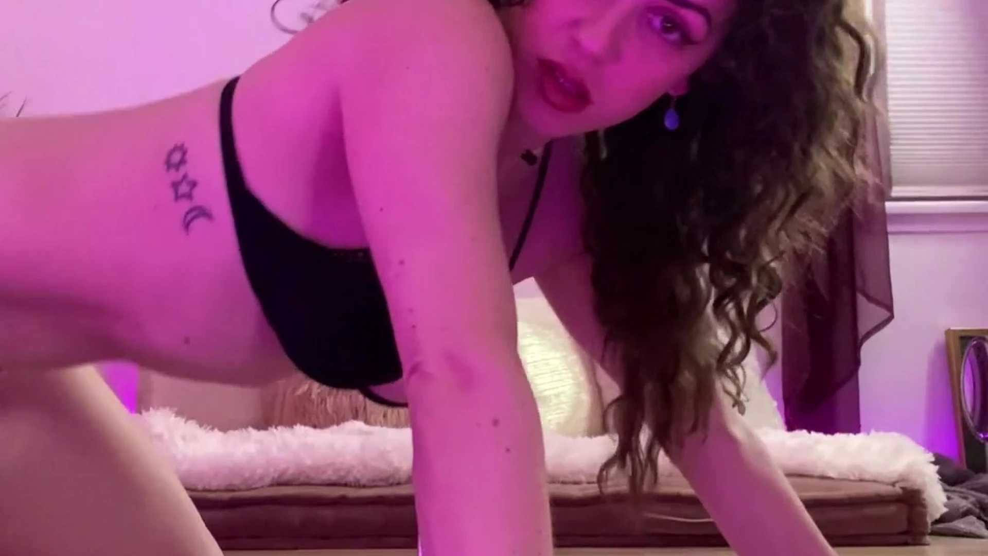 Small Tits Mama Fiona real name Exposed