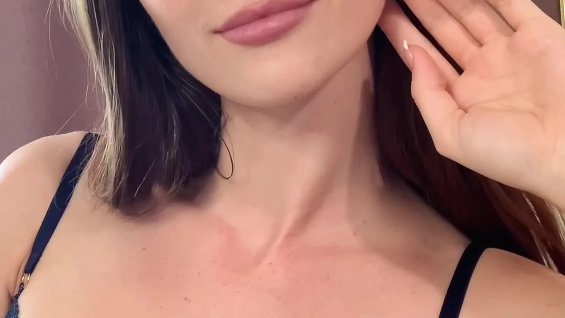 small tits Eva de Vil nude tits Exposed