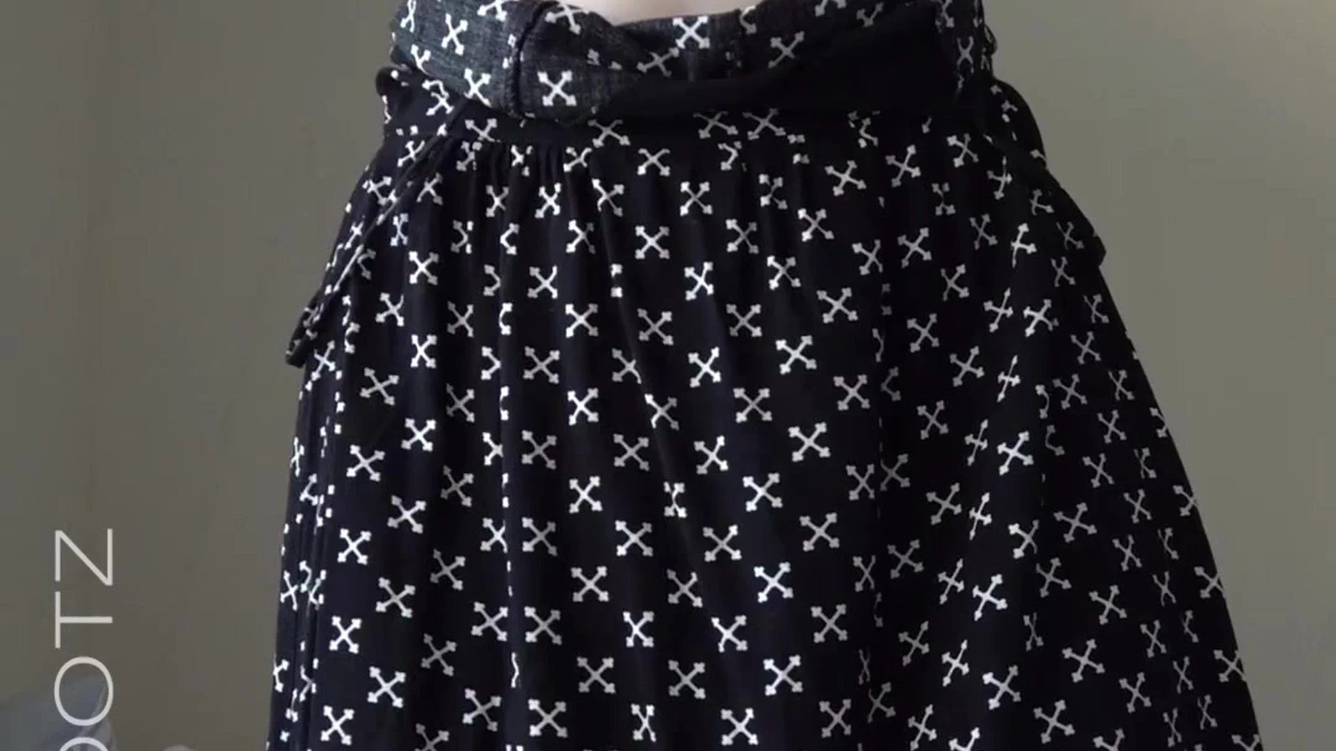 beautiful caucasian Legendarylootz boobs EPIC