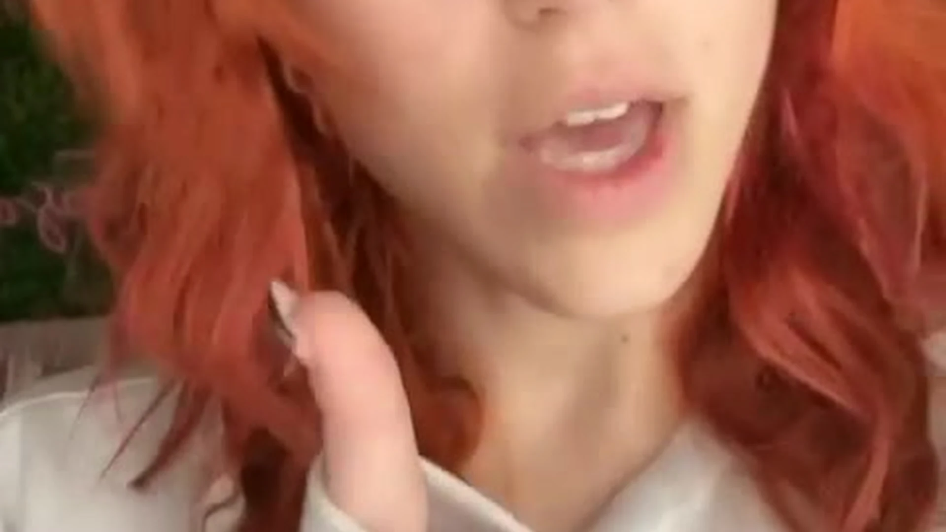 EPIC e-girl Caucasian Molly Stewart face Full Clip