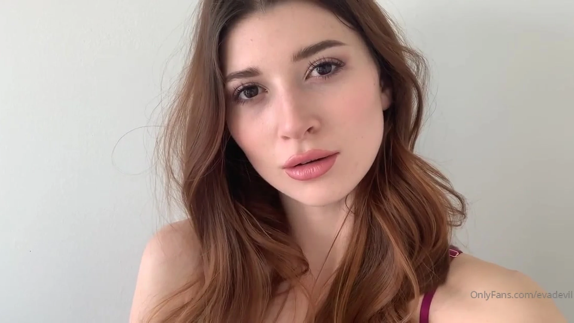 pornstar Brunette Eva de Vil leaked onlyfans Epic