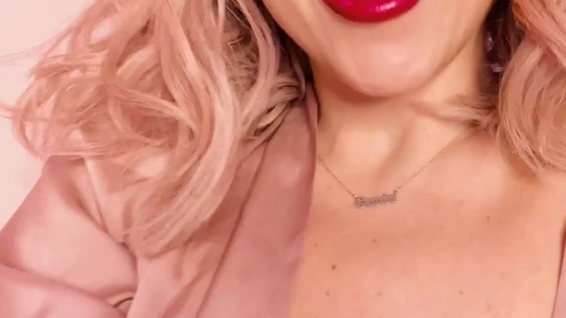hoe Petite Mama Fiona fucked