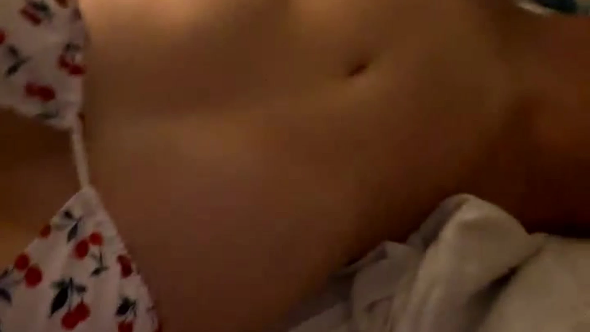 fuckdoll Sweating perky tits that1iggirl Fansly leaked