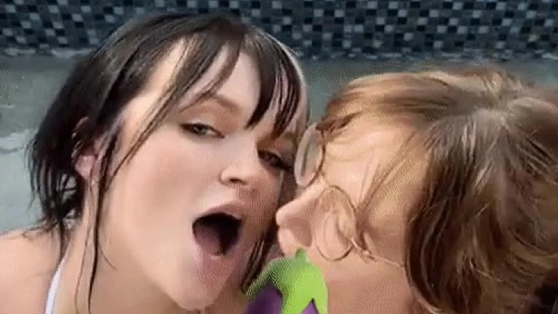 small ass peachjars camrip EPIC