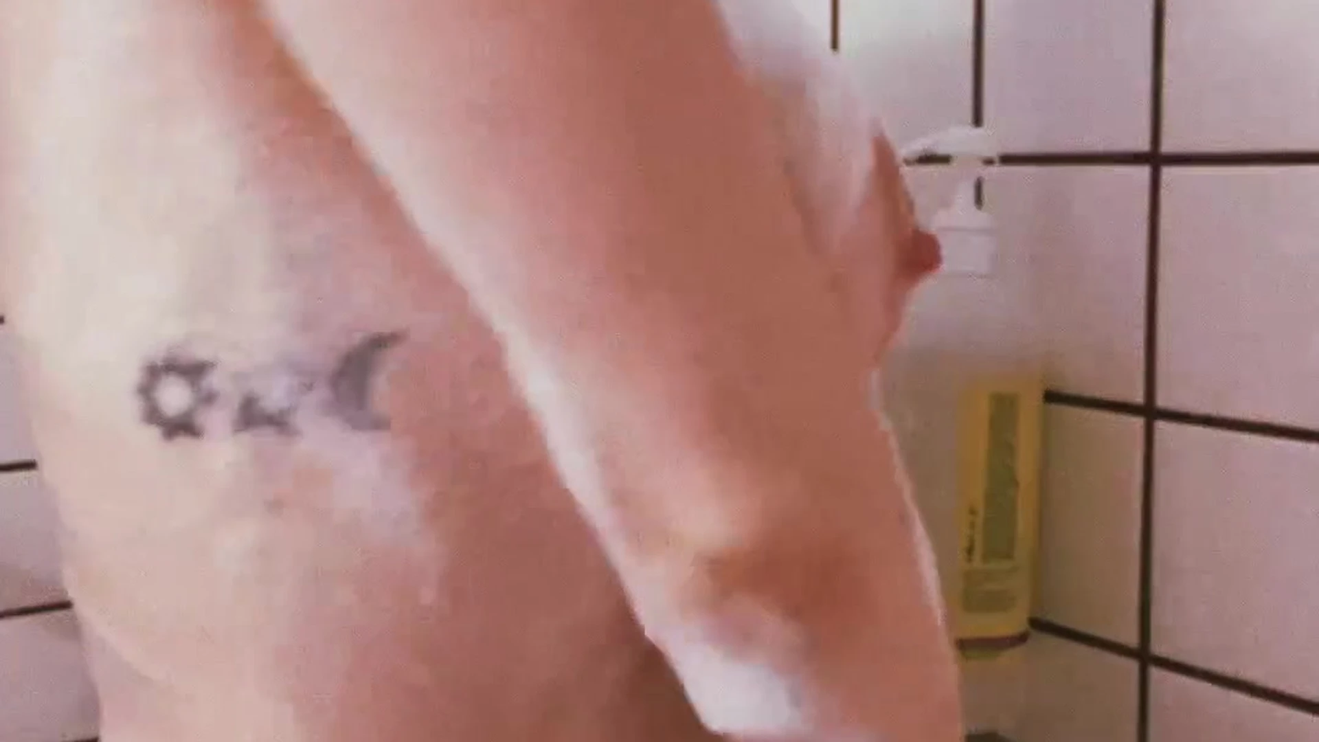 Angelic Dripping MILF Mama Fiona porn xxx
